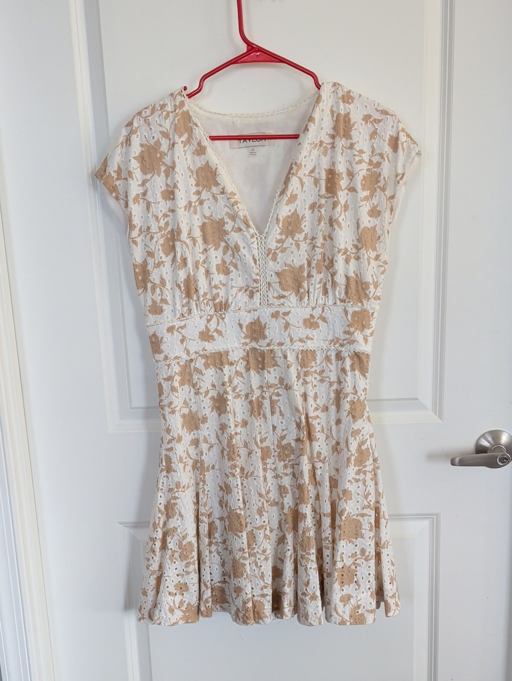 Taylor Beige and White Floral V-Neck Mini Dress